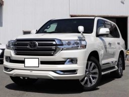 Used Toyota Landcruiser 200