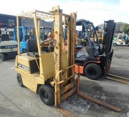 Used Komatsu 0.9ton Fork Lift