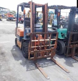 Used Toyota FORKLIFT