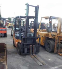 Used Toyota FORKLIFT