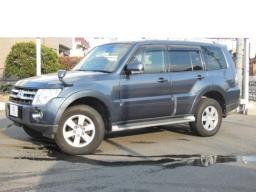 Used Mitsubishi PAJERO