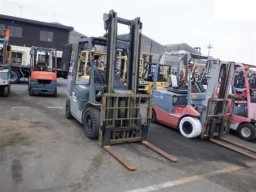 Used Nissan Forklift