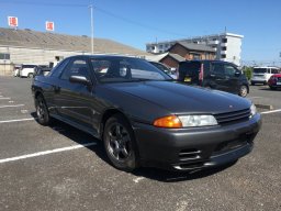 Used Nissan SKYLINE