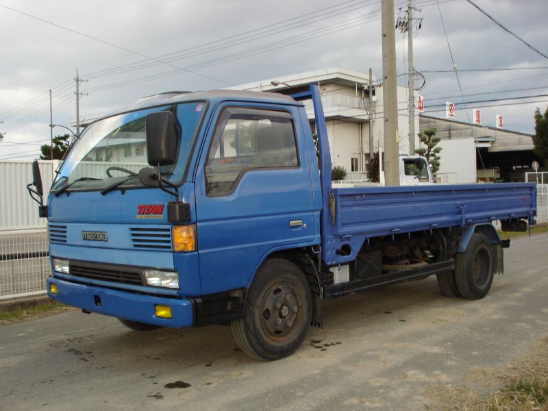 Куплю грузовик титан. Мазда Титан 4 т. Mazda Titan 1993. Mazda Titan 1990 самосвал. Мазда Титан грузовик wgt4t.