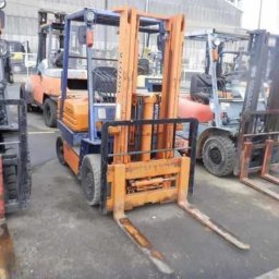 Used Toyota 1.0ton FORKLIFT