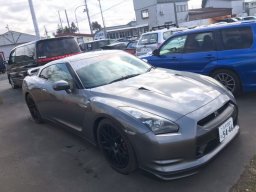 Used Nissan GT-R Premium