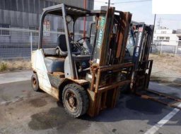 Used UNICARRIERS Forklift