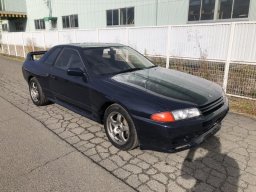 Used Nissan SKYLINE