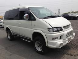 Used Mitsubishi DELICA SPACE GEAR