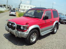 Used Mitsubishi PAJERO