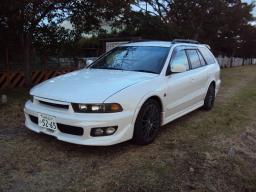 Used Mitsubishi LEGNUM