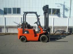 Used Nissan FORKLIFT