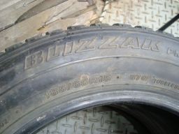 Picture 3 of Blizzak tire