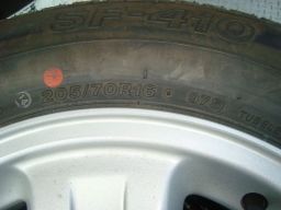 Picture 3 of Bridgestone tire
