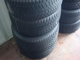 Picture 2 of Bridgestone tire