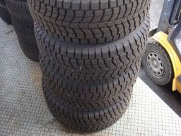 Picture 2 of Dunlop tire